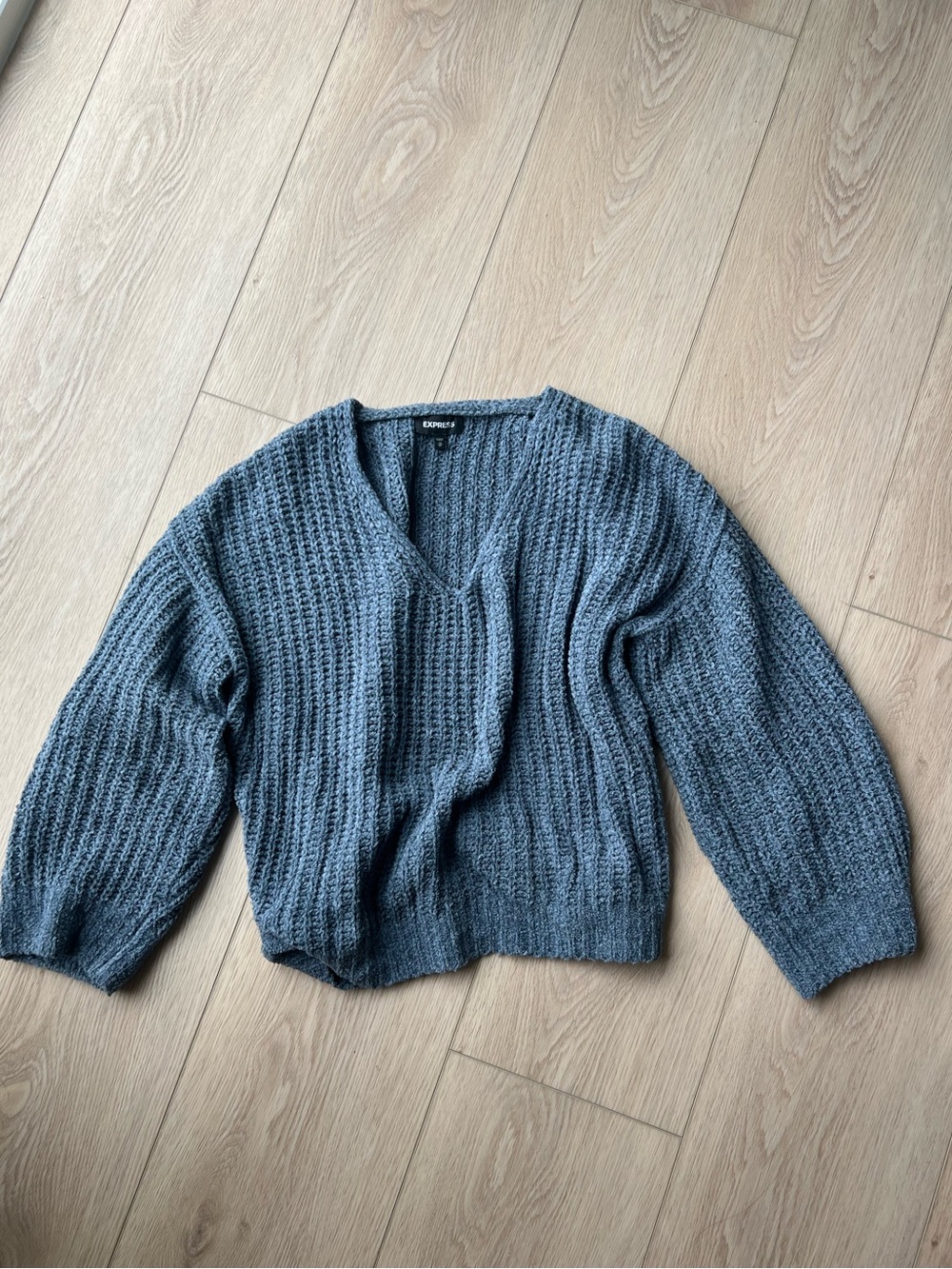 Express Slate Blue V-Neck Chunky Knit oversized Sweater